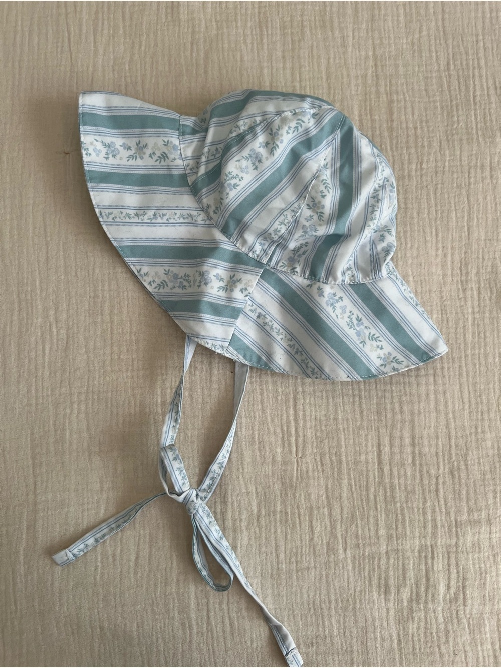 Minnow swim sun hat